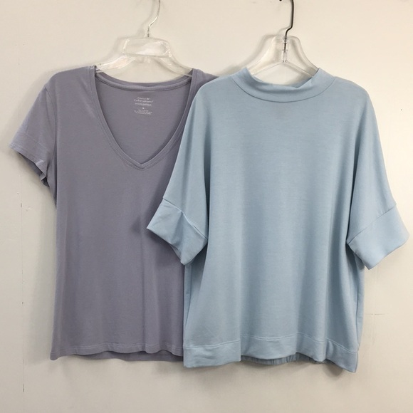 Banana Republic Tops - Banana Republic Women's Short Sleeve Top Bundle of 2 Size M EXCELLENT Condition